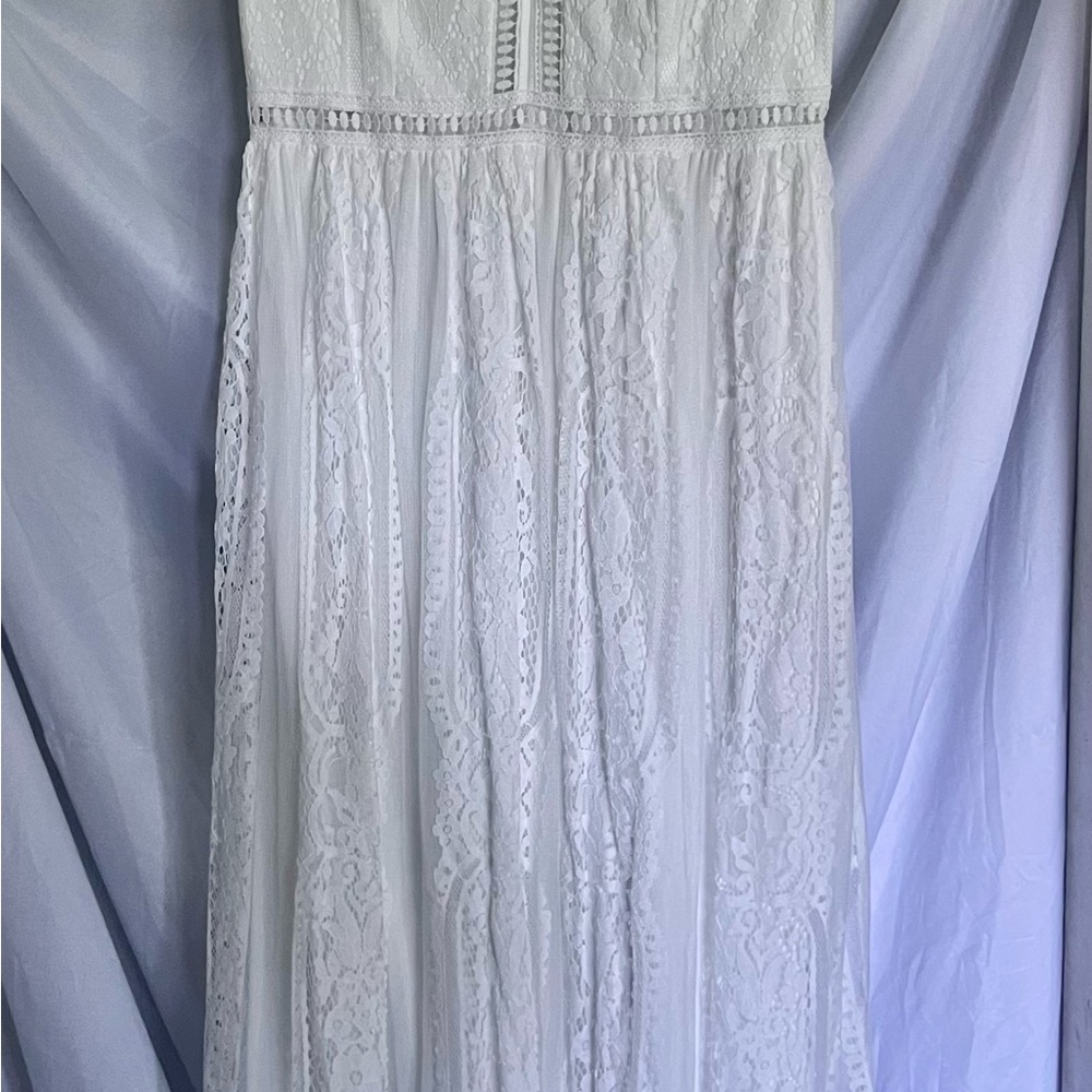 Elegant White Lace Dress